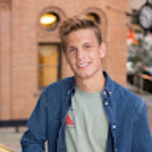 Meet your Posher, Josiah